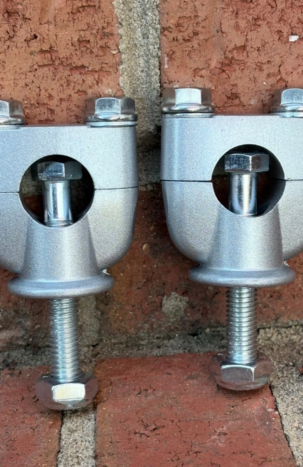 Upgraded tuttio bar mounts